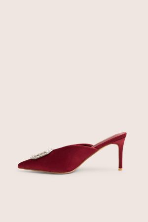 Classique Burgundy Broach Embellishment Mid Heels Mule